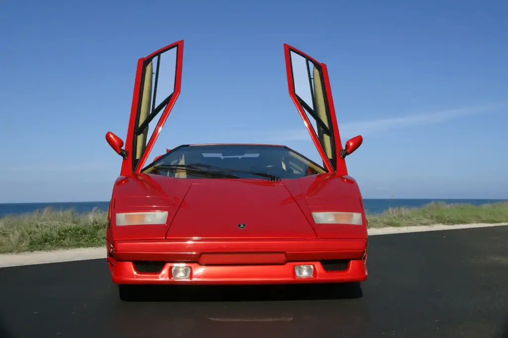 Lamborghini Countach 