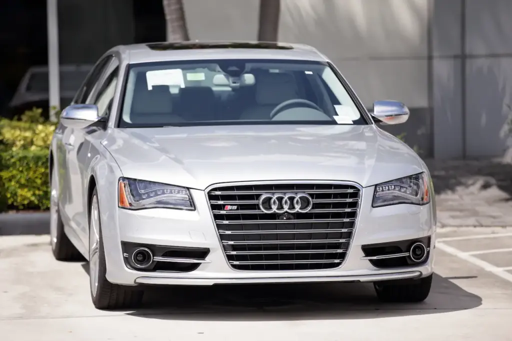 2014 Audi S8 