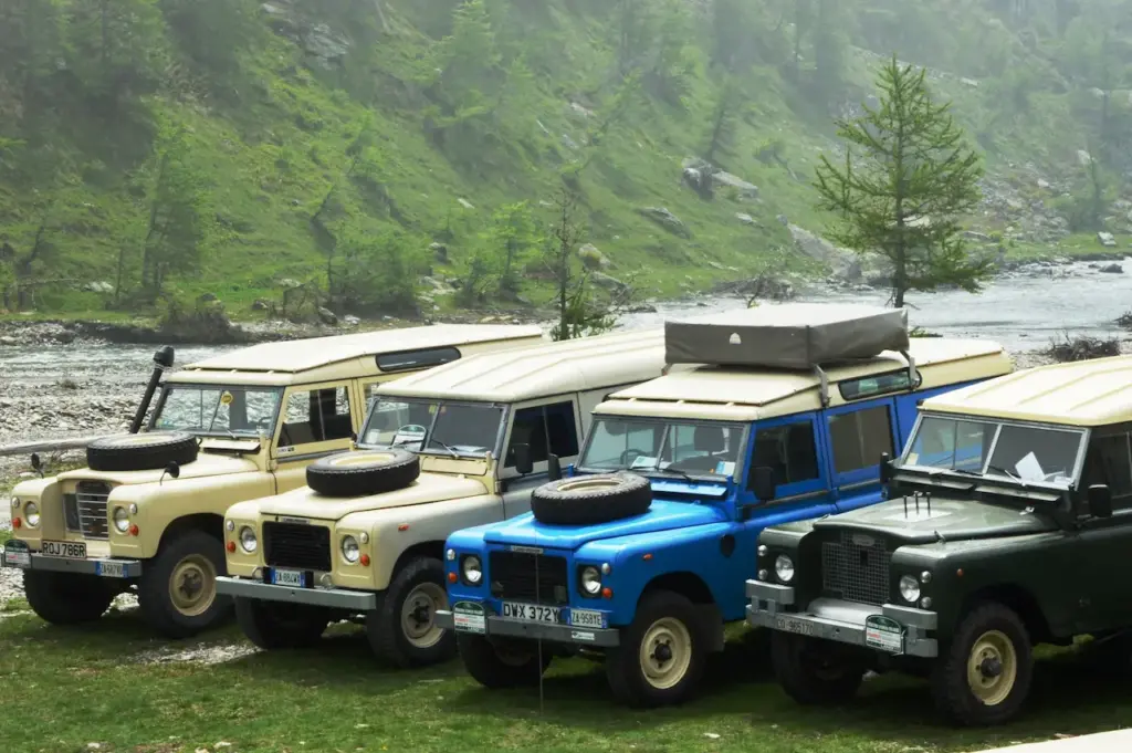 Different Types of Land Rover Series III