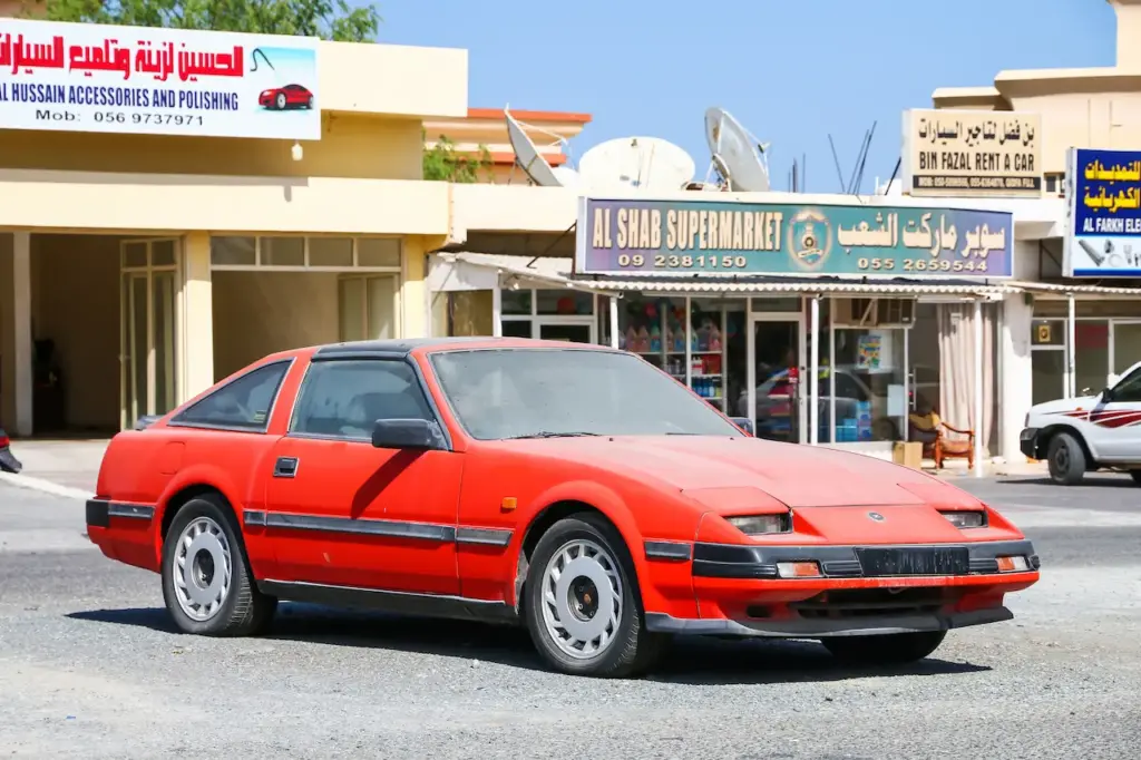 Nissan Z31 300ZXb 